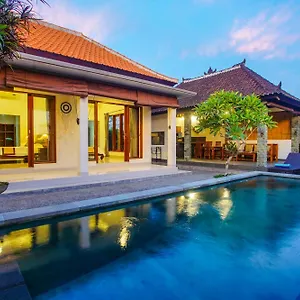 Puri Arta Villa